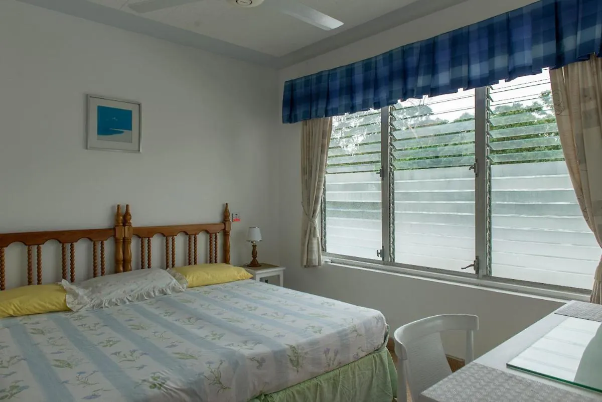Carib Beach Resort-Ocho Rios 0*,  Jamaica
